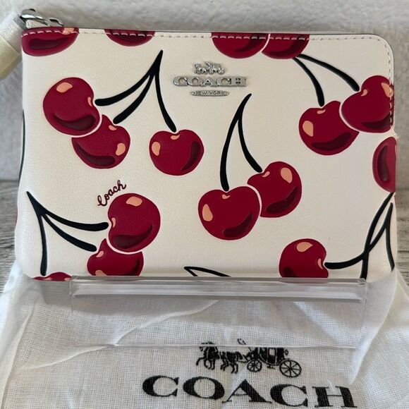 Coach New York Corner Zip Cherry Print Wristlet NWT - Picture 1 of 8